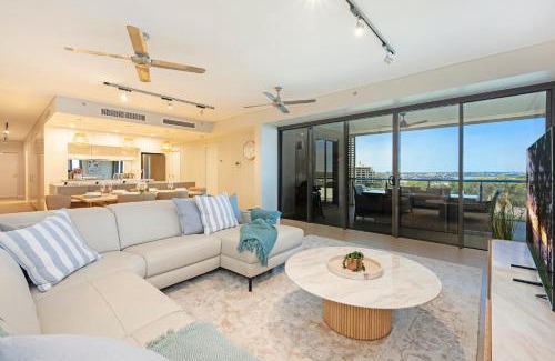 Darwin City Centre Apartment | Darwin Waterfront Penthouse