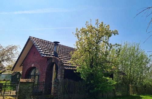 Kevelaer House | Das Alte Backhaus - Uriges Ferienhäuschen mit Gemütlicher Bauernhof Atmosphäre