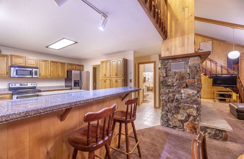 Dillon House | Das Ski Haus - A Mountain Retreat