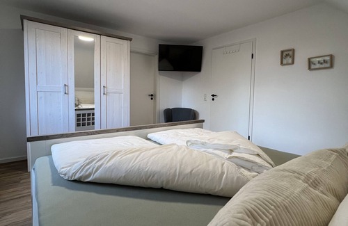 Hofen House | Das Traumhaus für Urlaub in der Eifel. Wellness & Natur für Familie und Freunde!