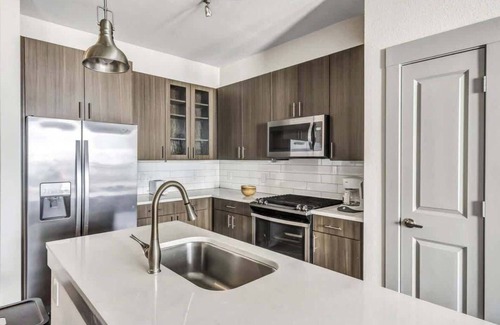 Plano Apartment | Dashing 1BR Suite | Pool, Parking + Gym G