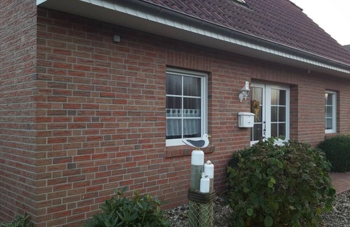 Marienhafe House | Dat Steenhus - Pets welcome