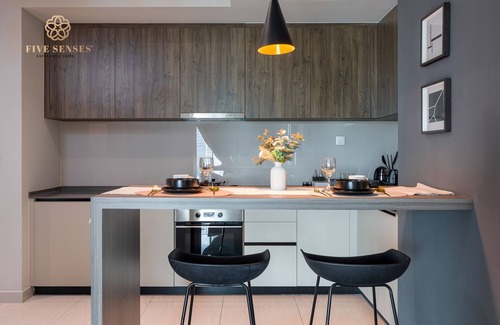 Taman Keramat Apartment | Datum Jelatek Sky Residence KLCC, Five Senses