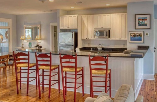 Melrose on the Beach Cottage | Daufuskie Escape Cottage with Ocean Views