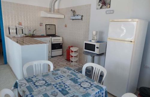 Sakiet Eddaier Apartment | Dauphin (Résidence Chahrazad)