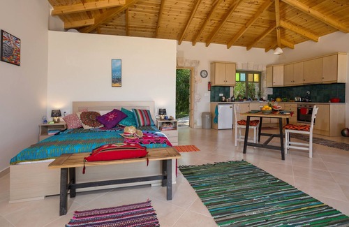 Vasilikos House | David's Villas - Villa Angela Open Plan with infinity Pool
