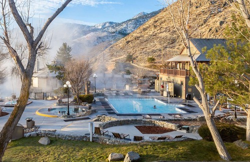 Genoa Condo | David Walley's Resort, 2br suite, Friday check-in