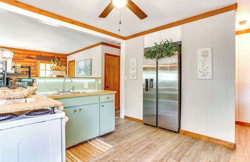 Davis Cabin | Davis Cabin w/Fire Pit: Close to Turner Falls!