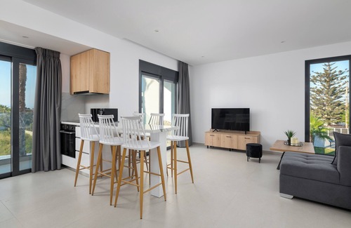Petaloudes Villa | Davlakos Villa Rea