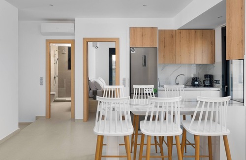 Petaloudes Villa | Davlakos Villa Rea