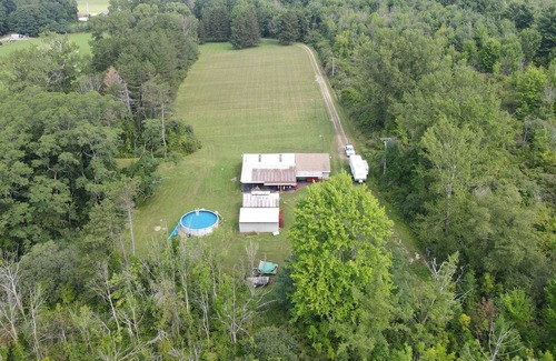 Fredonia House | DAY RENTAL ONLY/Picnic Rental -private location, pavilion,pool, restrooms