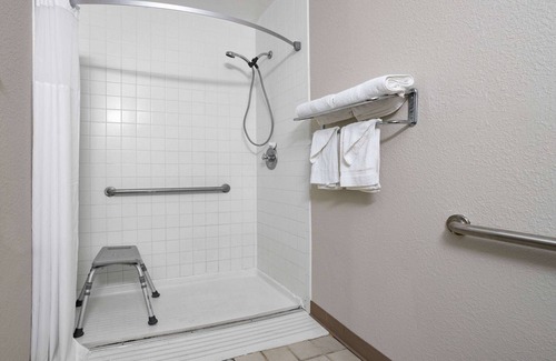 Cambridge Hotel | Days Inn by Wyndham Cambridge