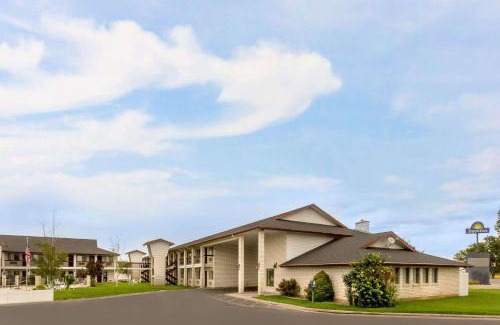 Delta Hotel | Days Inn by Wyndham Delta