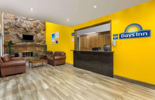 Delta Hotel | Days Inn by Wyndham Delta