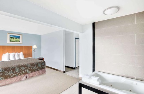 Evans Mills Hotel | Days Inn by Wyndham Evans Mills Fort Drum