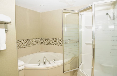 Downtown Ottawa Hotel | Days Inn by Wyndham Ottawa