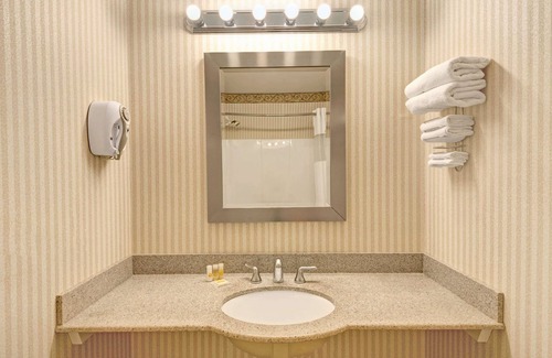 Ridgefield Hotel | Days Inn by Wyndham Ridgefield