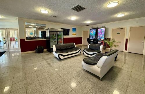 Ruther Glen Hotel | Days Inn by Wyndham Ruther Glen Kings Dominion Area