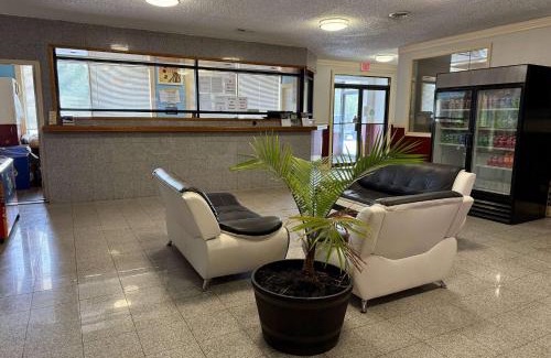Ruther Glen Hotel | Days Inn by Wyndham Ruther Glen Kings Dominion Area