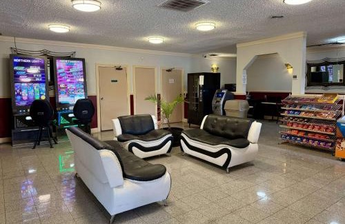 Ruther Glen Hotel | Days Inn by Wyndham Ruther Glen Kings Dominion Area