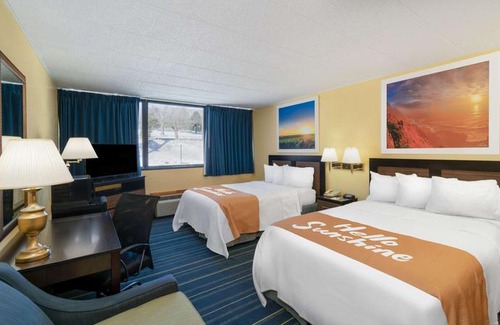 Dickson City Hotel | Days Inn by Wyndham Scranton PA
