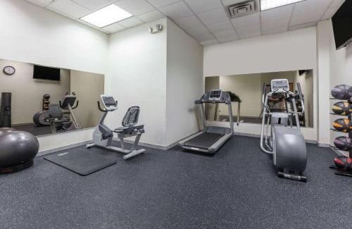 Sherman Hotel | Days Inn by Wyndham Sherman