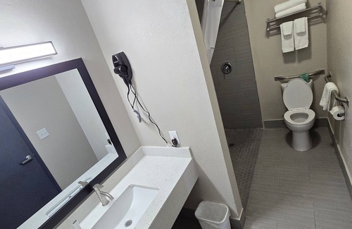 Wichita Falls Hotel | Days Inn by Wyndham Wichita Falls