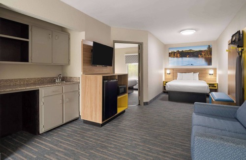 Weldon Hotel | Days Inn by Wyndham Weldon/Roanoke Rapids