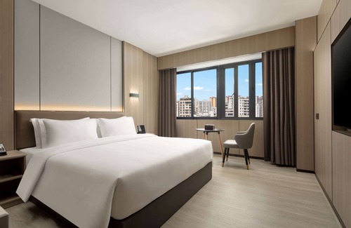 Chikan District Hotel | Days Inn by Wyndham Zhanjiang Economic Development Zone