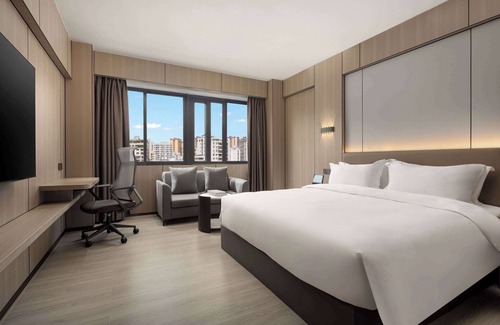 Chikan District Hotel | Days Inn by Wyndham Zhanjiang Economic Development Zone