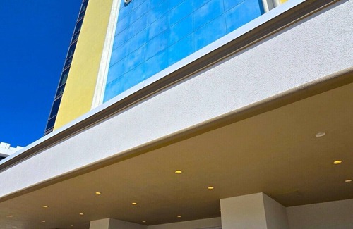 Daytona Beach Apartment | Daytona Beach suite with oceanview
