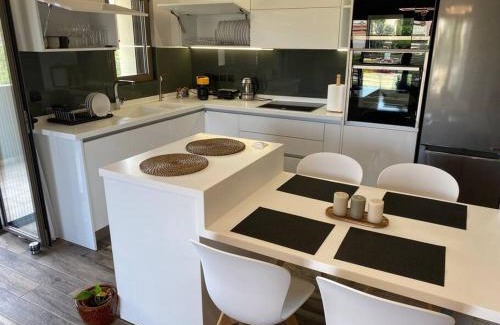 Khalandrion Apartment | Dazzling and stylish 2BR Apartment