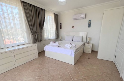 Kargicak Villa | Dazzling Villa with Private Pool in Alanya