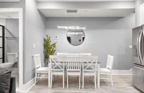 Kingman Park Apartment | DC Penthouse: Rooftop+Views+3BD+Private Parking