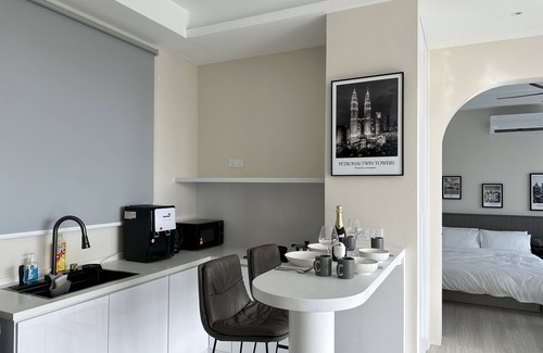 George Town Condo | DD Condominium 2Bedroom 10pax Sea View Georgetown Penang