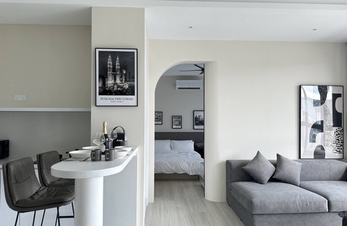 George Town Condo | DD Condominium 2Bedroom 10pax Sea View Georgetown Penang