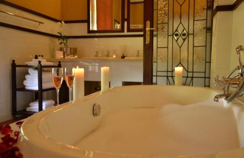 Magaliesberg Hotel | De Hoek Country Hotel