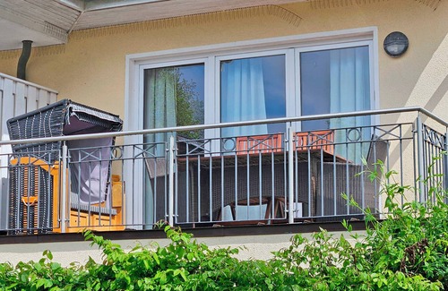 Am Schwarzen Busch Apartment | App. Bernstein - Holidays directly on the beach of the Black Bush!