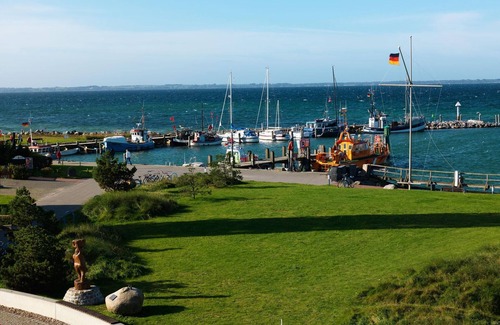 Insel Poel Apartment | Apt. SEEANEMONE - Dream apartment with harbor views!