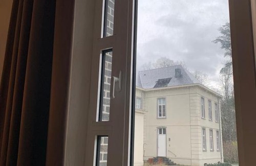 Uccle Hotel | De Lotuspoort met Mihr's B&B in de Abdij van Bornem
