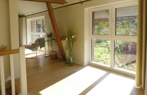 Lutjenholm Apartment | De ole Villa - Holiday apartment Swalbennest