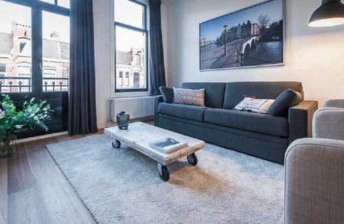 Diamantbuurt Apartment | DE PIJP BOUTIQUE APT FOR COMFORT SEEKING TRAVELER