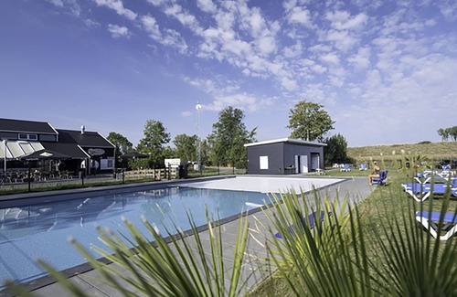 Scherpenisse House | De Zeebaars by Interhome