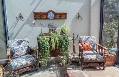 Chapeltown Cottage | DEAN MEWS, family friendly, character holiday cottage in Horsforth