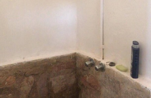 Chipata Hostel | Deans Hillview Backpackers - Hostel