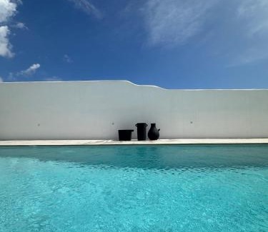 Ano Mera House | Dear John, a serene escape near Elia beach