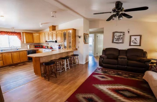 Beatty House | Death Valley Double Suite 3-bedroom house with WiFi, AC