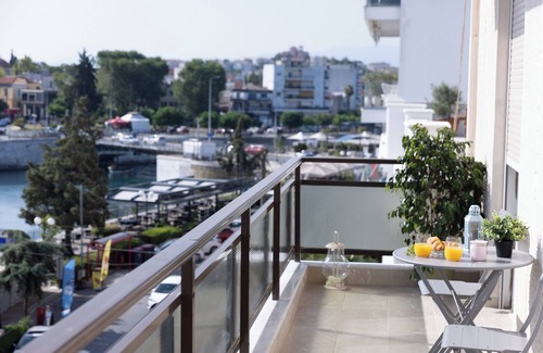Chalcis Apartment | Debbies apartment over the water!