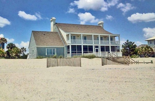 Debordieu Colony House | Debordieu Beach Front Traditional Home-located at 1415 Debordieu Blvd.
