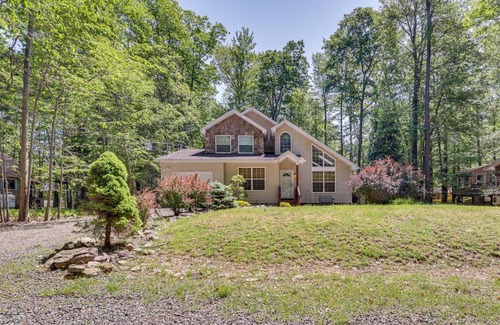 Locust Lake Village House | Deck and Screened Porch Pocono Lake Vacation Rental